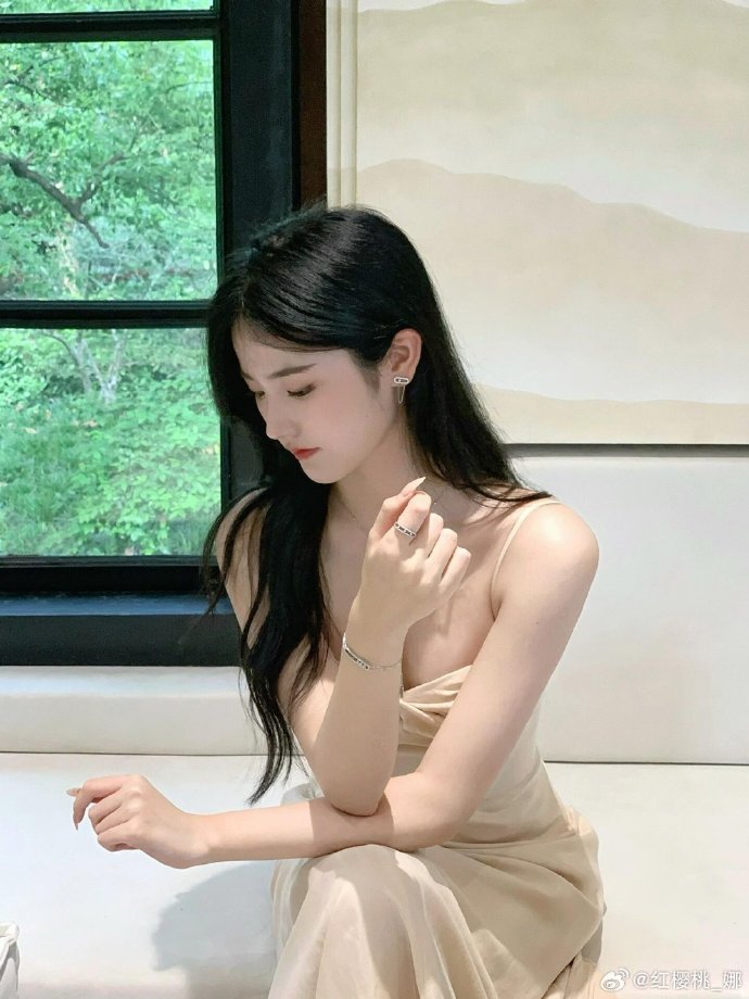 芙蓉镇 封面